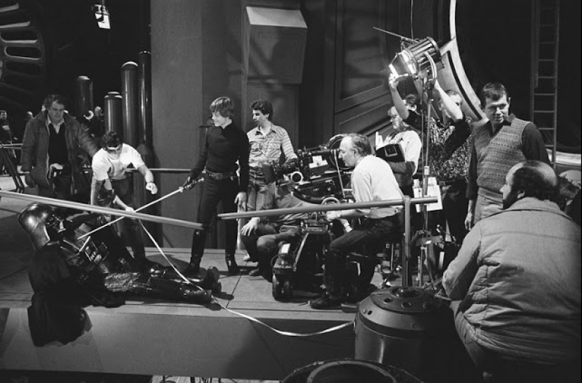 50 Rare Photos From the Set of Star Wars: Episode VI: Return of the Jedi 50 Rare Photos From the Set of Star Wars: Episode VI: Return of the Jedi