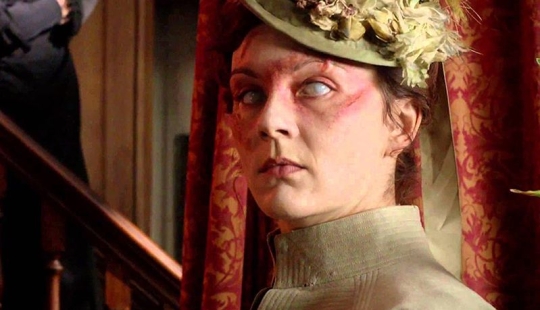 6 dangerous cosmetics of the past, from which women died painfully 6 dangerous cosmetics of the past, from which women died painfully