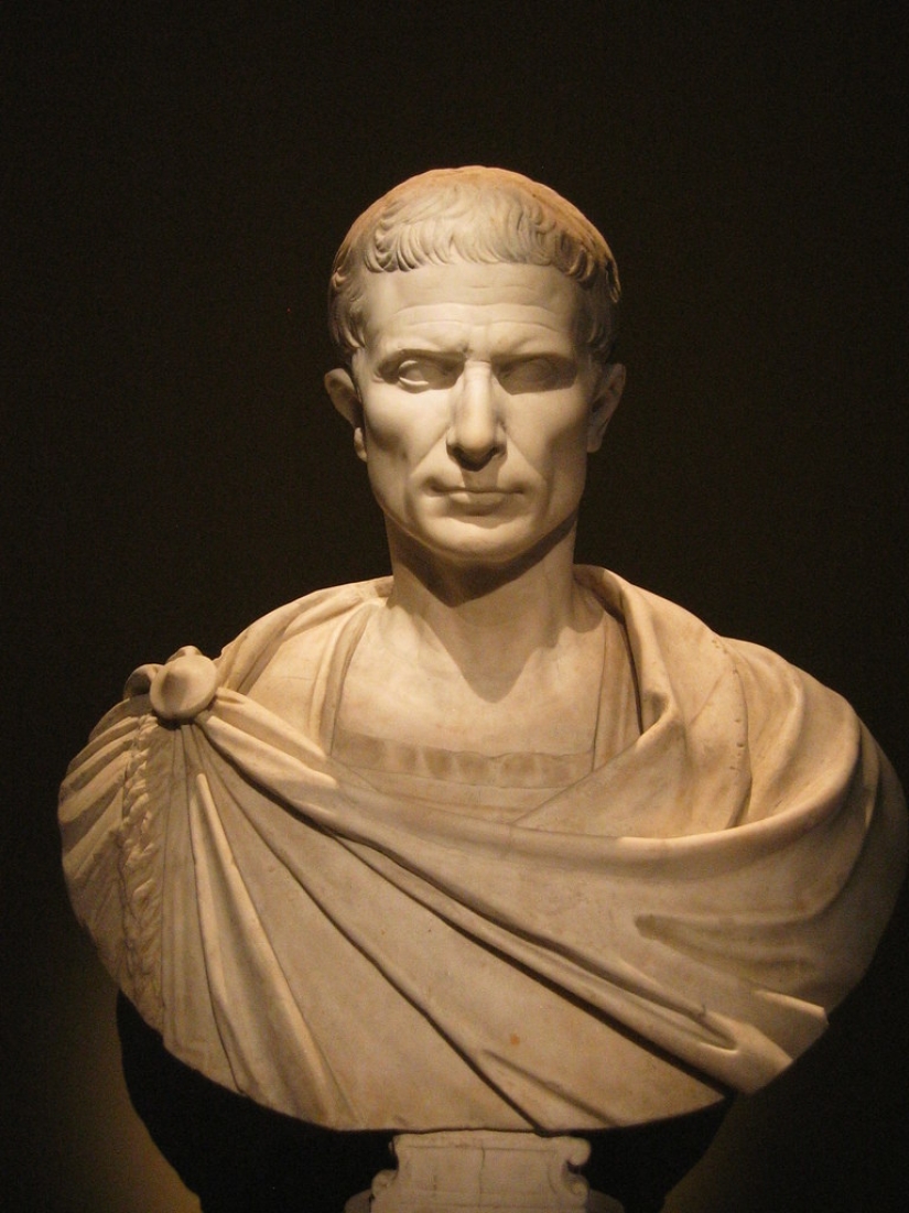7 Biggest Sex Scandals of Ancient Rome