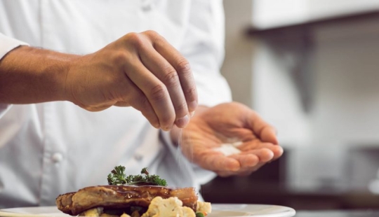 7 trucos de restaurante a los que todo el mundo está siendo guiado