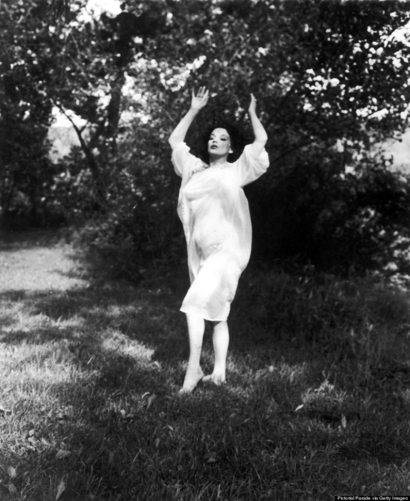 A brief but stunning history of burlesque in the 1950s A brief but stunning history of burlesque in the 1950s