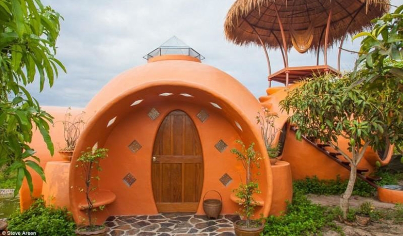 A man built his dream house in a month and a half, spending only $ 9,000