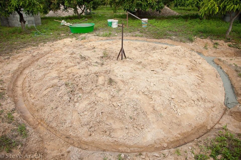 A man built his dream house in a month and a half, spending only $ 9,000