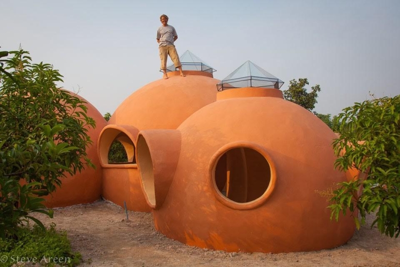A man built his dream house in a month and a half, spending only $ 9,000