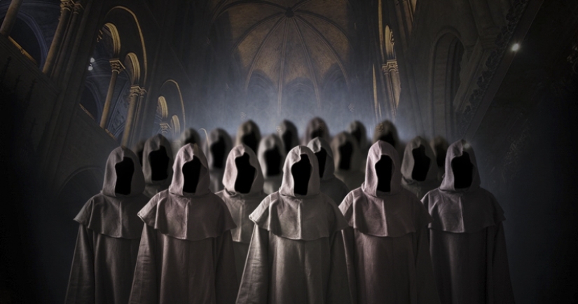 A secret society has been found in Paris, living as a closed family for more than three centuries A secret society has been found in Paris, living as a closed family for more than three centuries