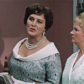 A synagogue or a mistress? What was and could be the manager of the "Diamond Hand"