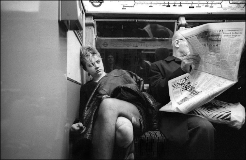 "Abajo de la tubería": Londres un fotógrafo con los años, en silencio, la filmación de los pasajeros del metro