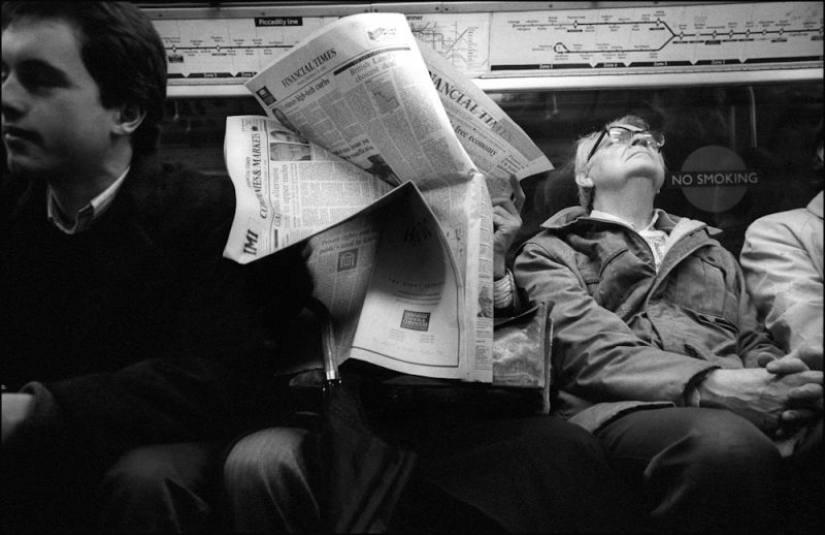 "Abajo de la tubería": Londres un fotógrafo con los años, en silencio, la filmación de los pasajeros del metro