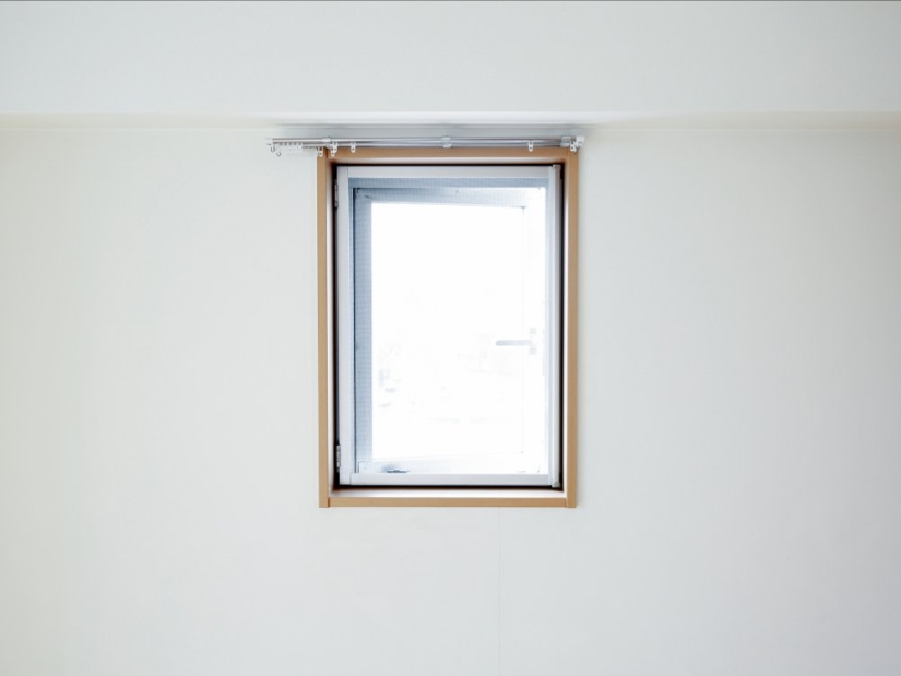 Al menos la pelota está rodando: apartamentos dolorosamente vacíos de minimalistas japoneses