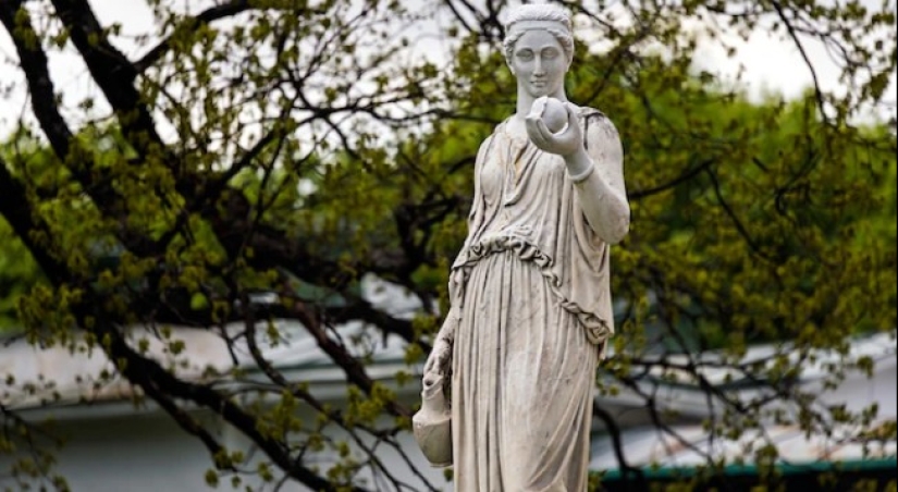 Algunas de las formas más locas de mostrar amor de diferentes países y épocas Algunas de las formas más locas de mostrar amor de diferentes países y épocas