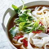 Alimentos que debes probar en Vietnam: sopa Pho, rollos de arroz y café dulce Alimentos que debes probar en Vietnam: sopa Pho, rollos de arroz y café dulce