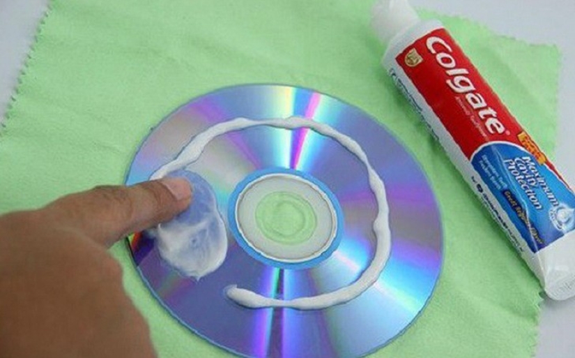 Amazing Ways to Use Toothpaste that You Didn't Even Know About Amazing Ways to Use Toothpaste that You Didn't Even Know About