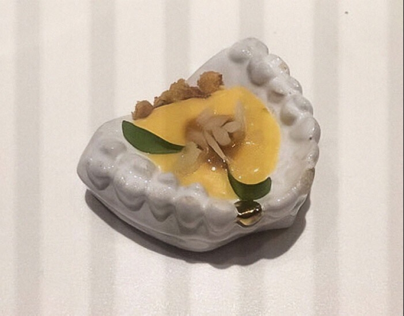 And what, on a plate it was impossible? 30 examples of too unusual serving of dishes