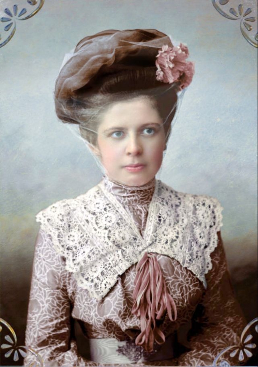 Anna Pavlova and other beauties of Tsarist Russia in colorized archival photos