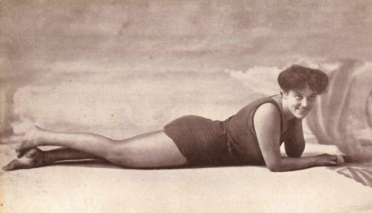 Annette Kellerman - record-breaking swimmer and the first film actress to appear nude