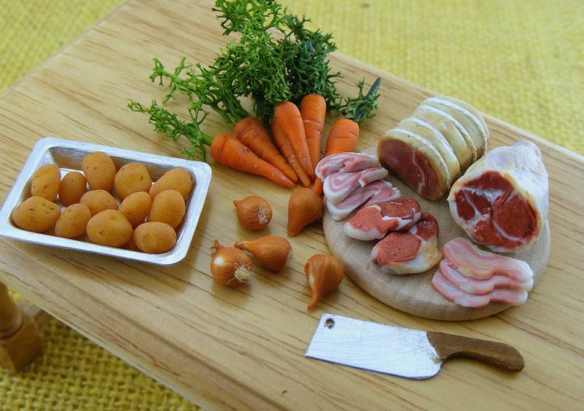 Appetizing miniatures from an Israeli master Appetizing miniatures from an Israeli master