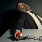 Apple with "sideways": why scientists believe that fruits with spots dangerous Apple with "sideways": why scientists believe that fruits with spots dangerous