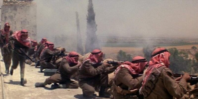 Arafatka: how Arab head scarf has won the love of the military and fashionistas of the planet