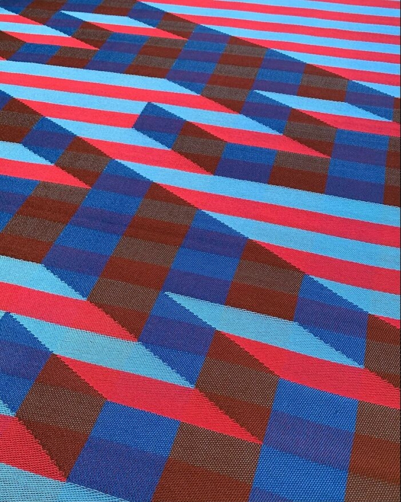 Artist Crafts Hypnotic Geometric Textiles That Appear 3D
