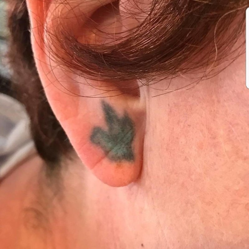 Así es como cambia un tatuaje a lo largo de más de cuarenta años