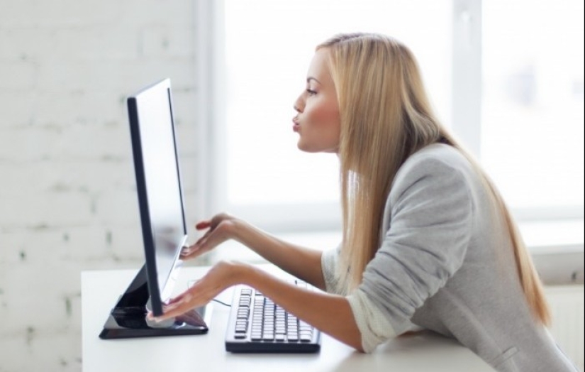 As the computer does harm to our skin and can avoid