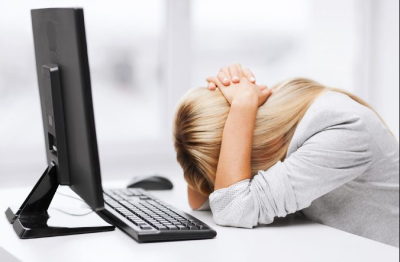 As the computer does harm to our skin and can avoid