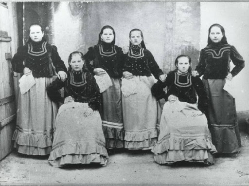 As was arranged, "the Swedish family" of the don Cossacks before the advent of "spiritual scrapie"