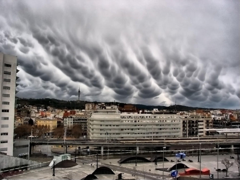 Asperatus - the scariest clouds Asperatus - the scariest clouds