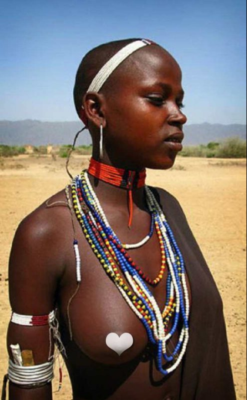 Attitude towards the female nudity in society: a view through the centuries