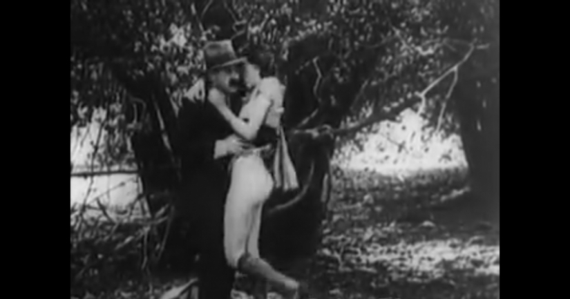 Attitude towards the female nudity in society: a view through the centuries