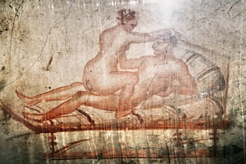 Attitude towards the female nudity in society: a view through the centuries