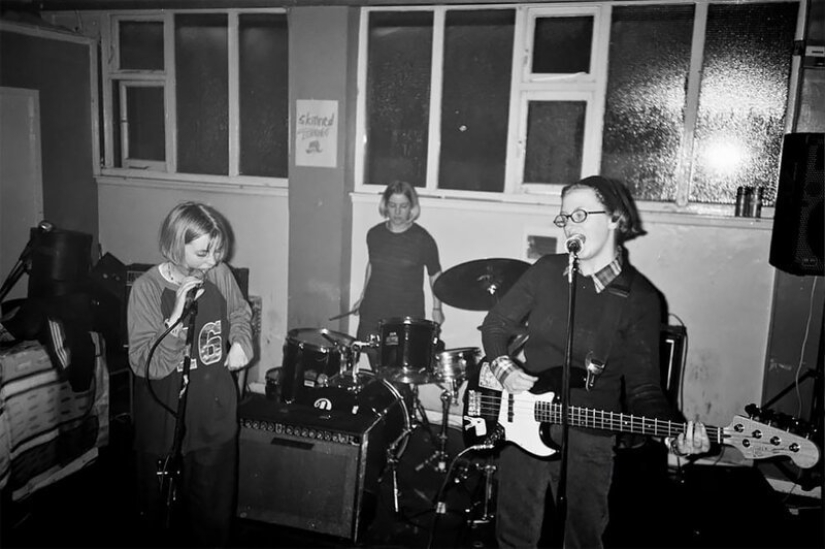 "Atypical girls": representatives of the punk movement from the 70s to the 90s "Atypical girls": representatives of the punk movement from the 70s to the 90s