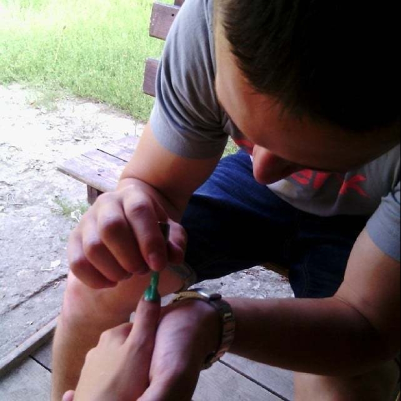 Baborab en acción, o Cómo reconocer a una persona henpecked en una multitud