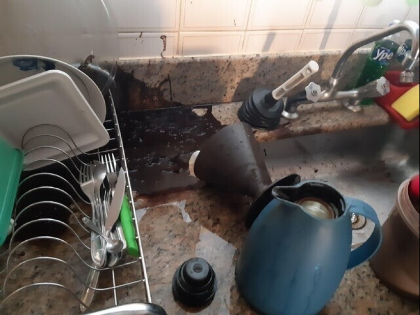 Bad luck, so bad luck: 30 domestic disasters, when everything is shattered Bad luck, so bad luck: 30 domestic disasters, when everything is shattered