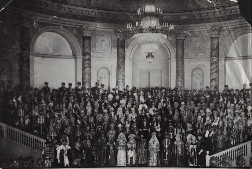 Baile de disfraces de 1903 — el más famoso baile de máscaras último Emperador de Rusia