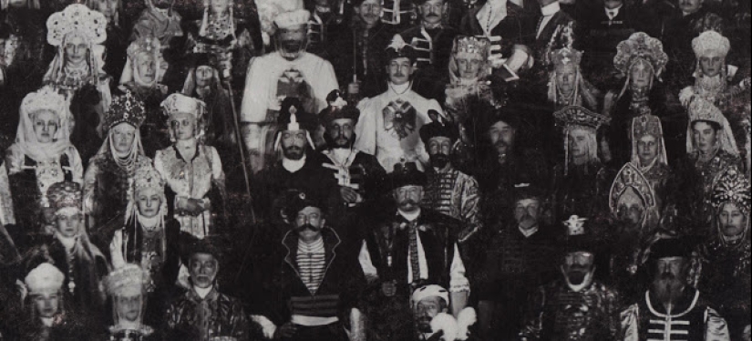 Baile de disfraces de 1903 — el más famoso baile de máscaras último Emperador de Rusia