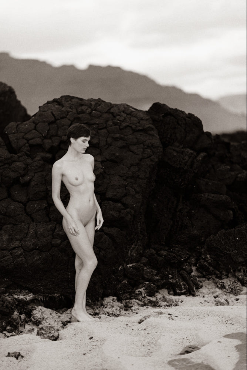Beautiful erotica from the master of the nude genre Andy Kunar Beautiful erotica from the master of the nude genre Andy Kunar
