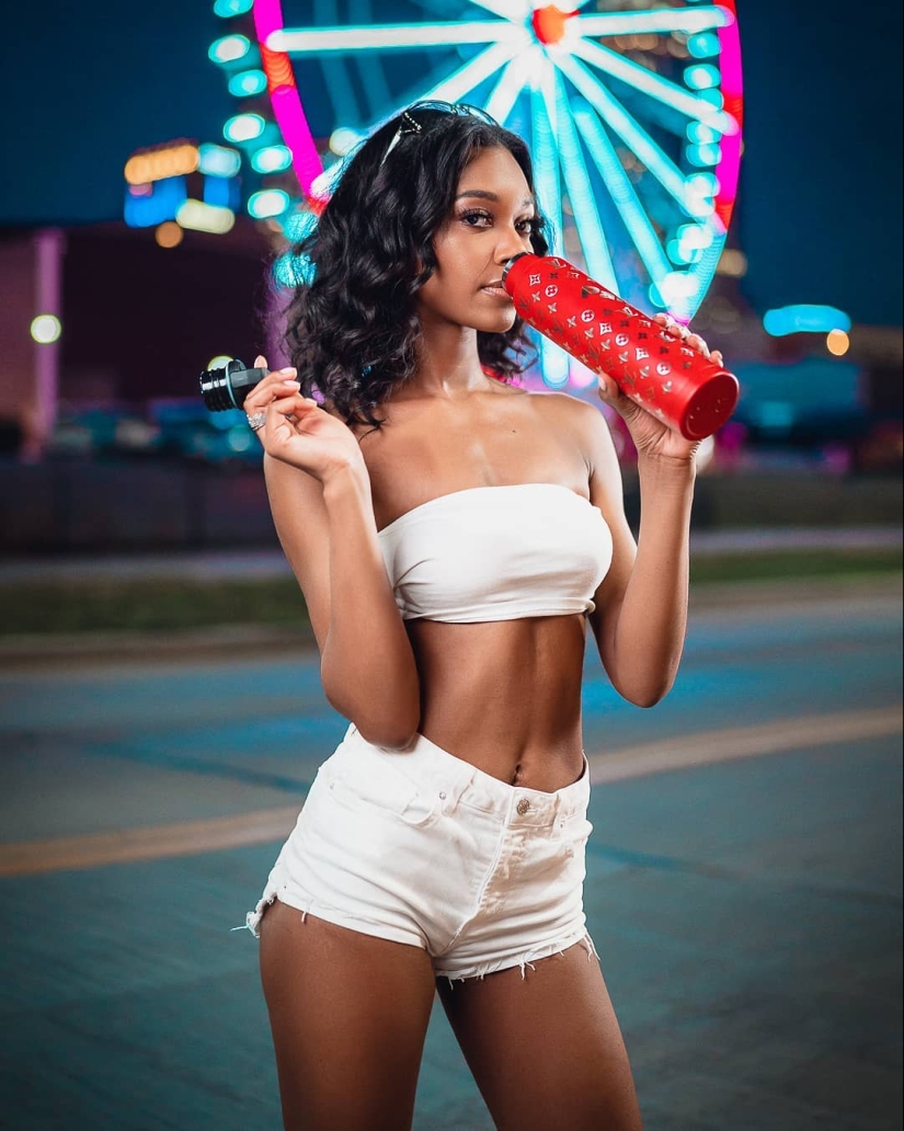 Beautiful photos of girls by Ron Hautau