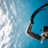 "Big and blue Ocean": a freediver photographer showed an amazing series of underwater shots "Big and blue Ocean": a freediver photographer showed an amazing series of underwater shots