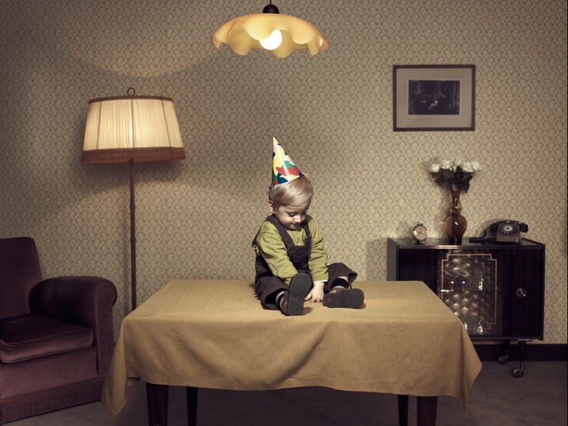 Bizarre and absurd photo project Room 42