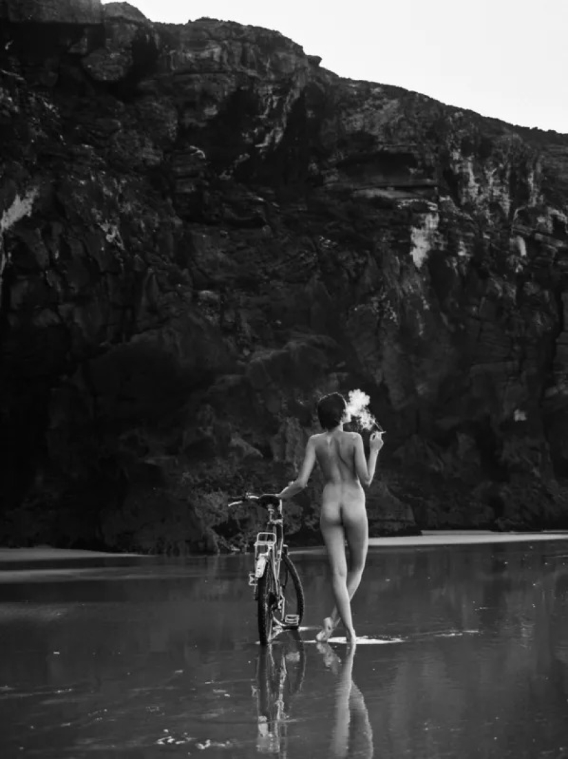 Black and white nude by Lukas Dvorak