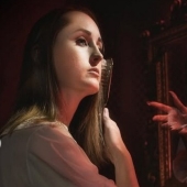 Bloody Mary: la historia detrás de la leyenda urbana más espeluznante y popular de Estados Unidos