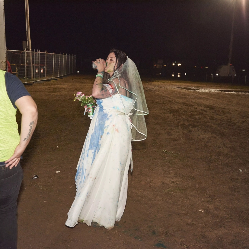 Borrachos bola de licenciatura: cómo los jóvenes del medio rural de Australia está buscando para la segunda mitad