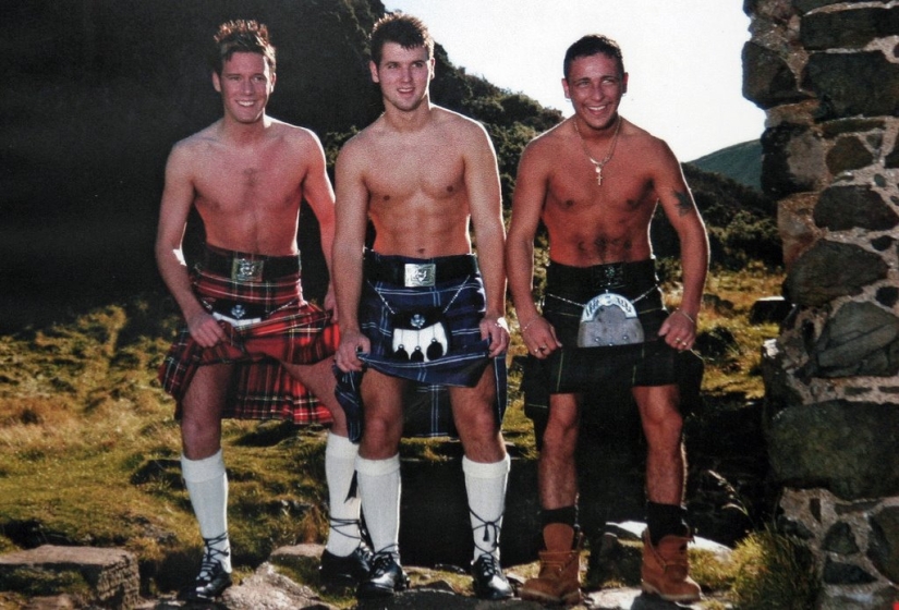 Boys — short skirts, or Where to wear a kilt Boys — short skirts, or Where to wear a kilt