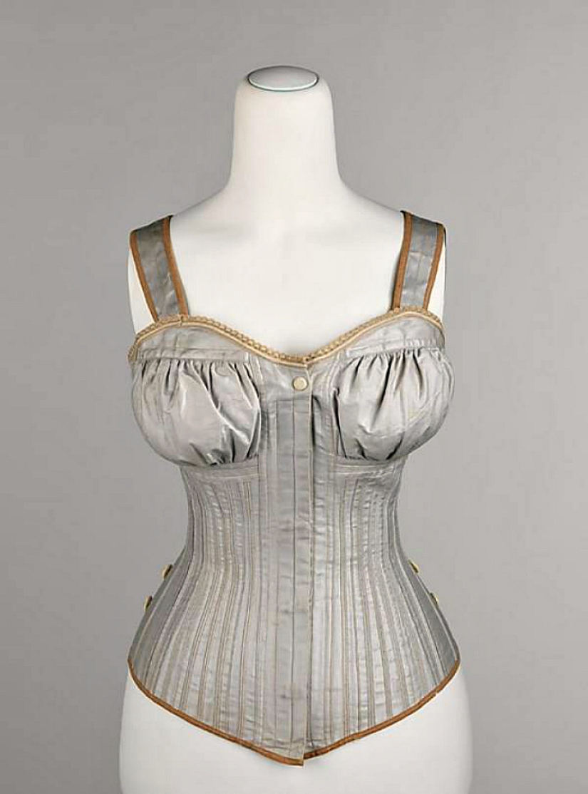 Breast augmentation 100 years ago. What was it like?