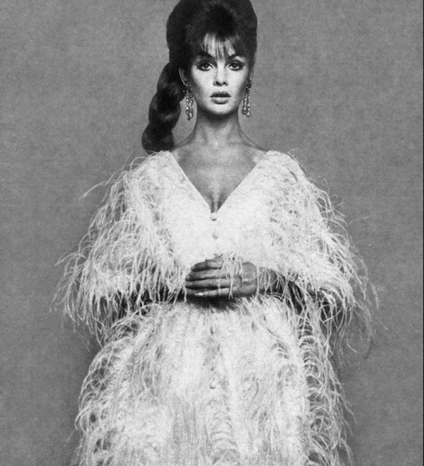 Britain&#39;s First Supermodel: The Story of Jean Shrimpton