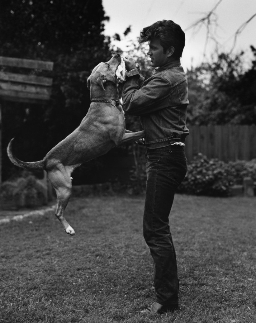 Bruce Weber is a classic of fashion photography