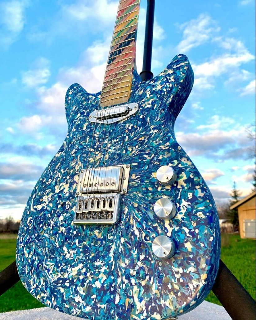 Burls Art Crafted 18 Extraordinary Guitars Using Unconventional Materials