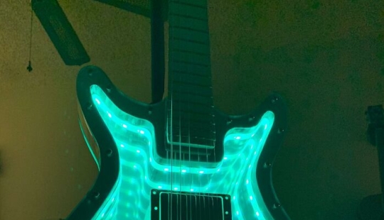 Burls Art Crafted 18 Extraordinary Guitars Using Unconventional Materials Burls Art Crafted 18 Extraordinary Guitars Using Unconventional Materials