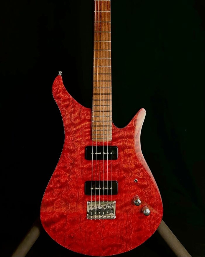 Burls Art creó 18 guitarras extraordinarias utilizando materiales poco convencionales Burls Art creó 18 guitarras extraordinarias utilizando materiales poco convencionales